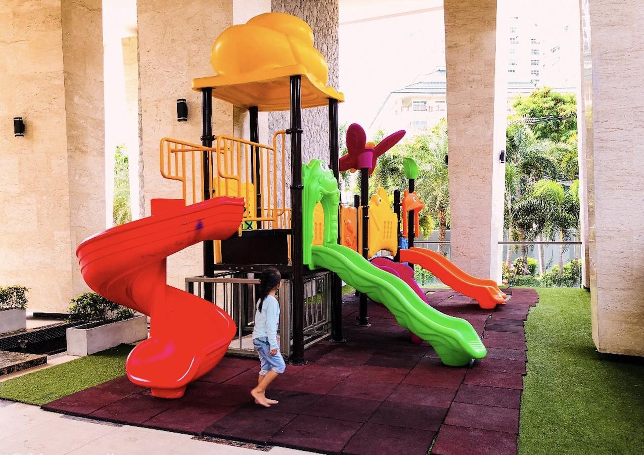 Apartamento The Peak Towers Pattaya Exterior foto